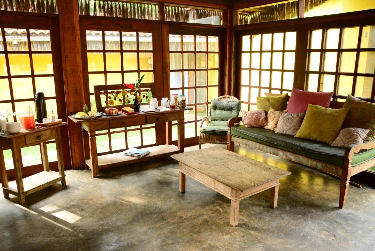 Hostel Vila Bonete Ilhabela Buitenkant foto