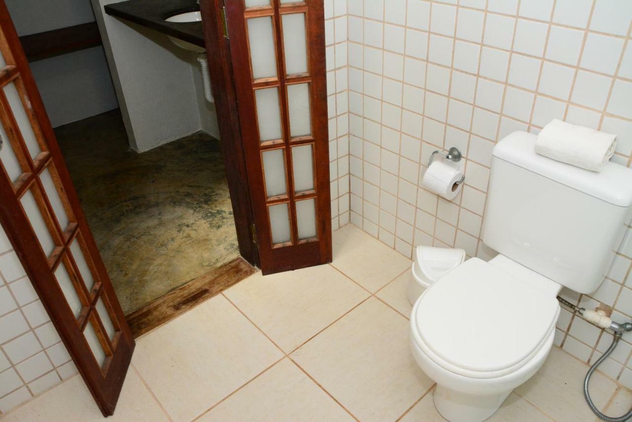 Hostel Vila Bonete Ilhabela Buitenkant foto